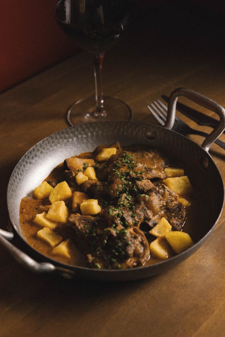 Fricandó de vedella | Restaurant Bar Nuri